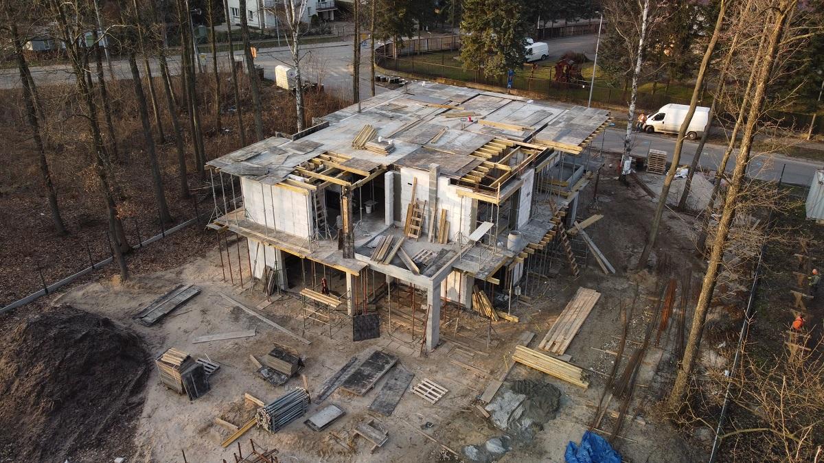 01_05_2023_23_23_56_GSTFFY5agB